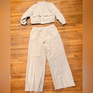 Primark Cream Pant/Jogger’s Suit